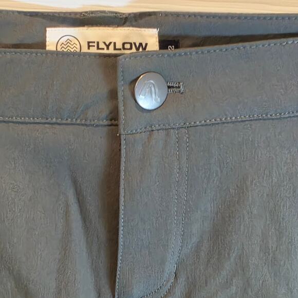 Flylow Life Short Womens Sz 12 Green Gray UPF 50+ Hiking Activewear Stretch $75 - Picture 8 of 16